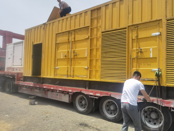 长葛发电机出租100KW发电机需要什么规格的电缆线?